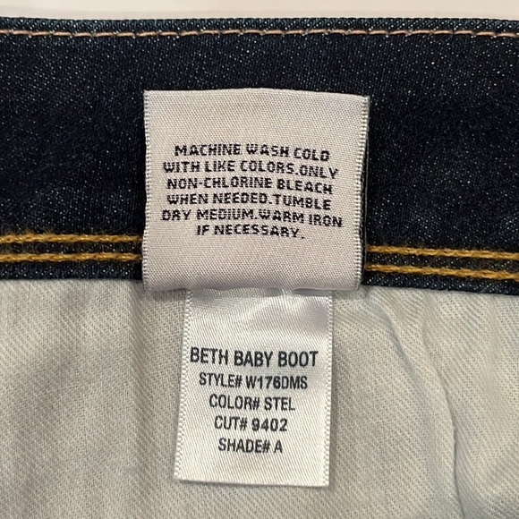 Hudson Jeans Beth Baby Boot Mid Rise Size 30 - Picture 12 of 16